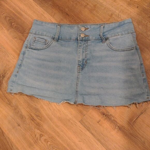 Women's jean  short skirt celebrity pink size 7/28 - Picture 1 of 6